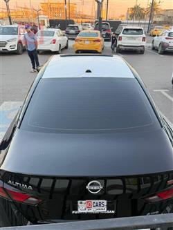 نيسان ألتيما